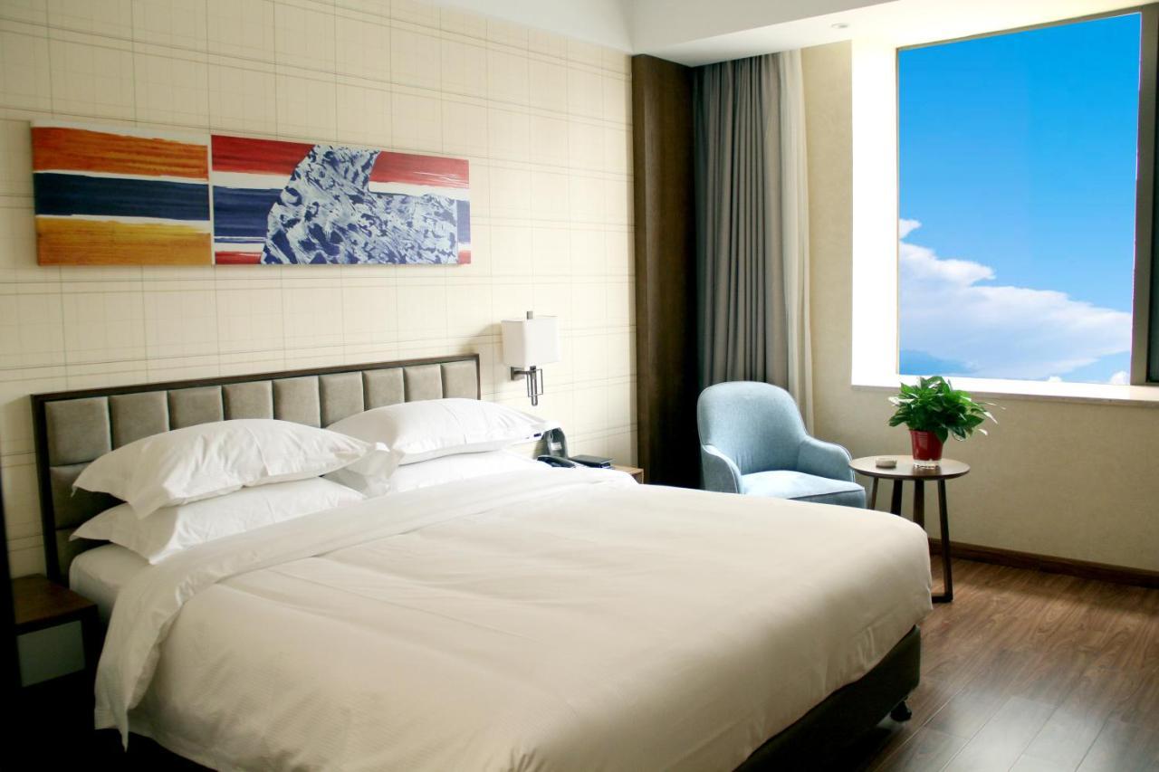 Ramada By Wyndham Baoji Jintai Hotel Exterior foto